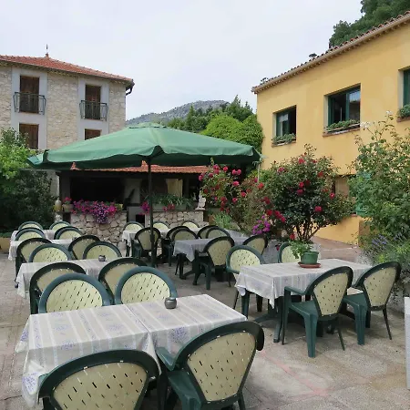 Hostellerie Aspremont Hotell